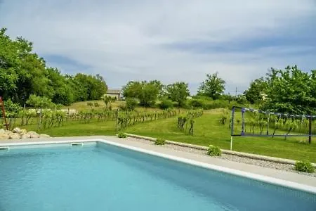 Сasa de vacaciones Mila *
