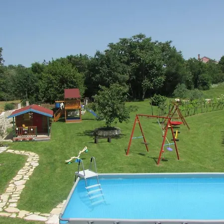 Ferienhaus Mila *